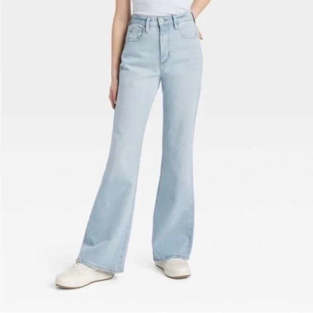 New Universal Thread Light Blue high rise Flare Jeans size 14